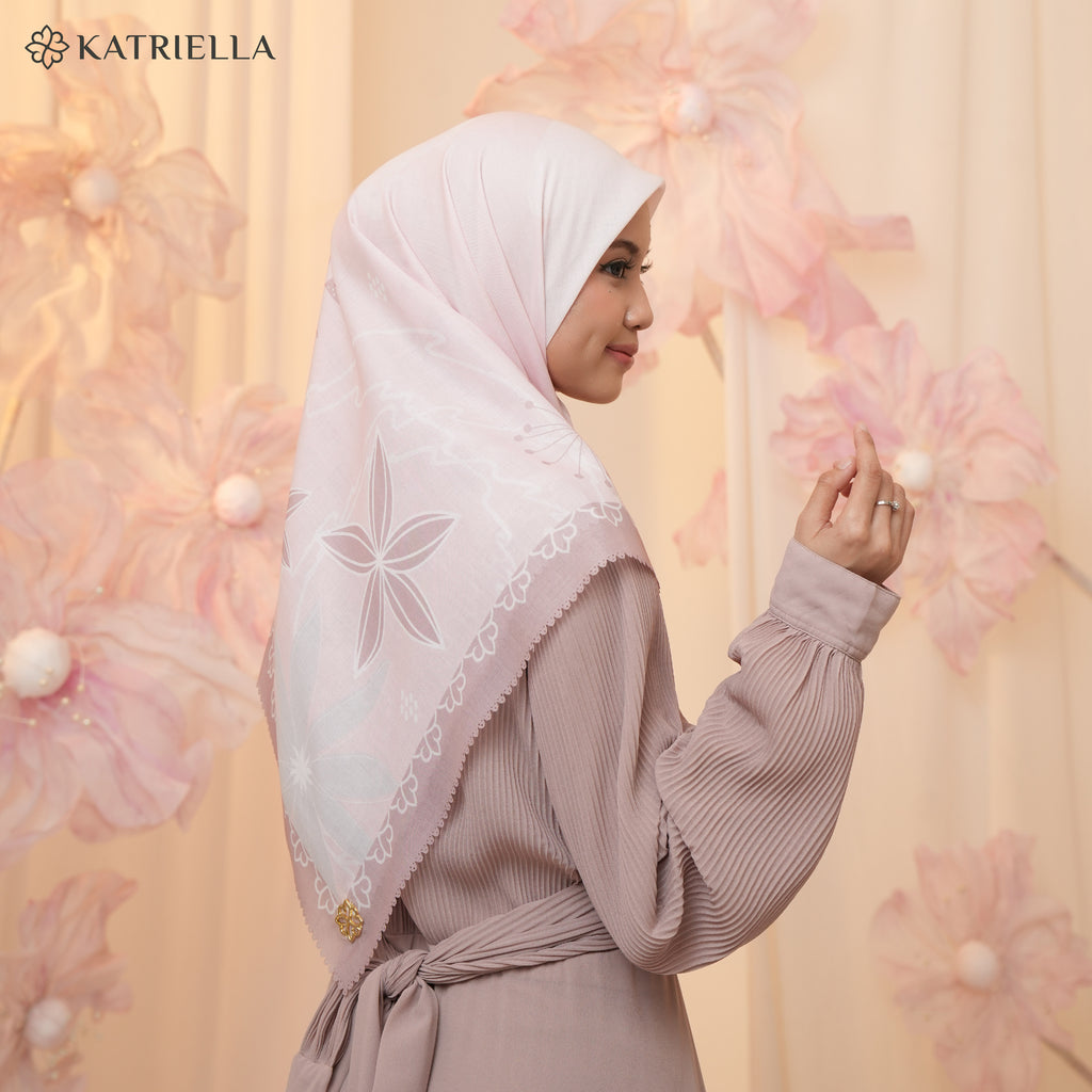 KATRIELLA - Sandya Scarf Series